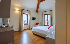 Garda Relais